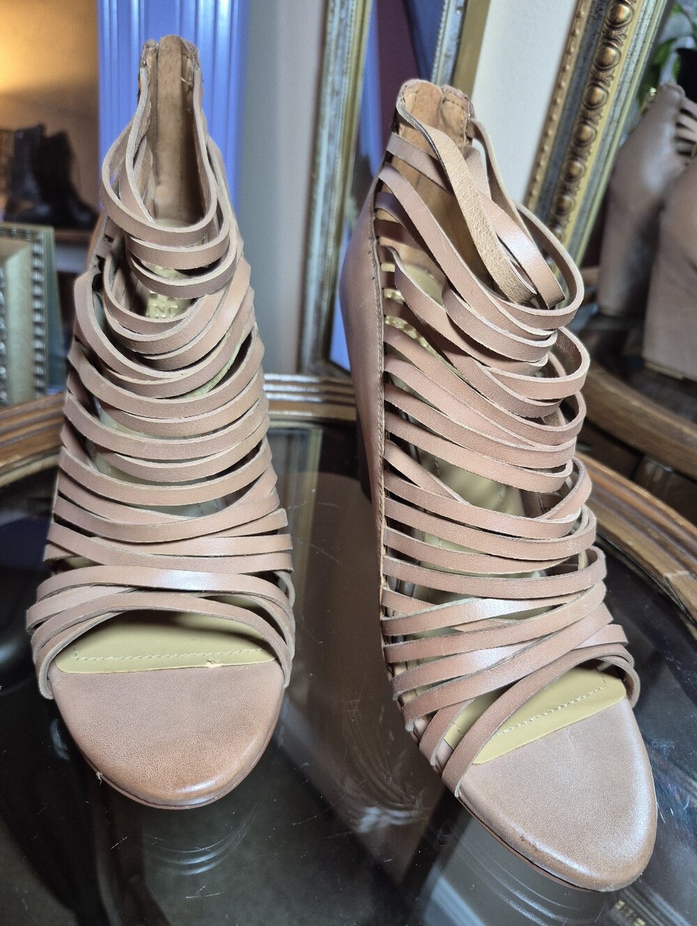 Vince Camuto "Zeppelin" Strappy Wedge Sandals - Size 9.5 - Picture 4 of 7